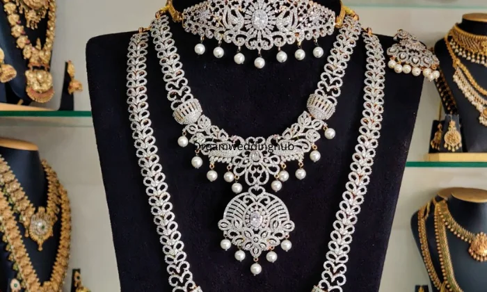 ARVIND MAHINDRAKAR JEWELLERS